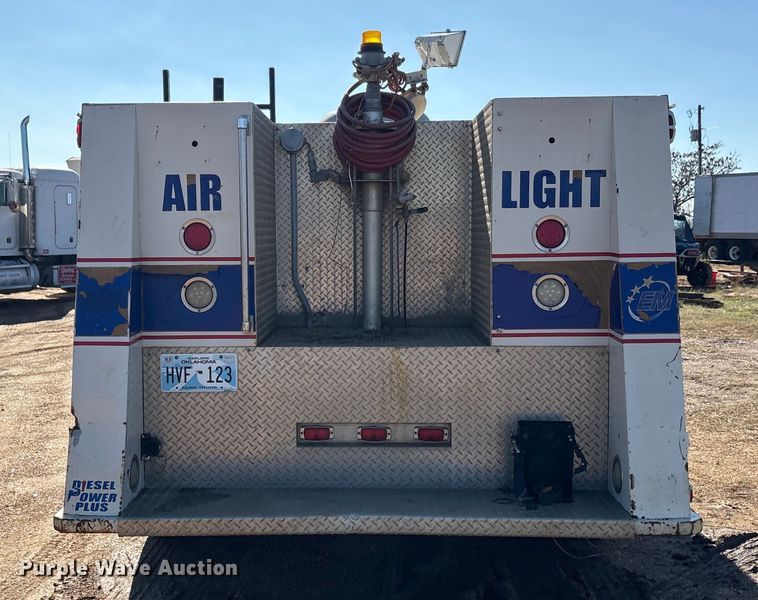 image for item EA7786 1987 Ford F8000 utility / service truck