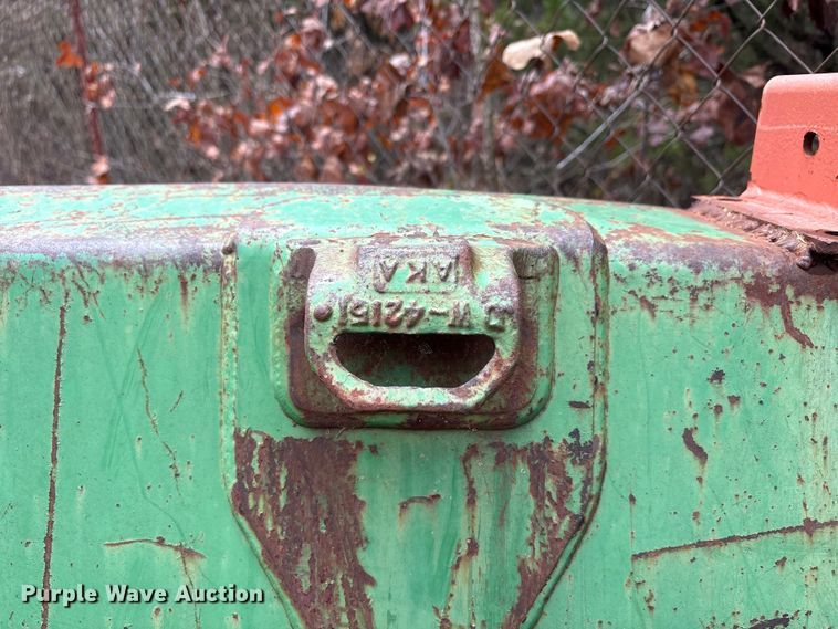 image for item EA7788 2004 John Deere 5520 tractor