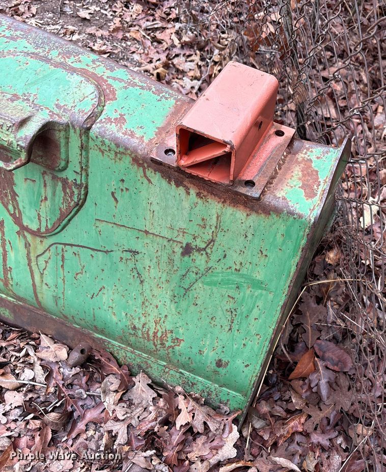 image for item EA7788 2004 John Deere 5520 tractor