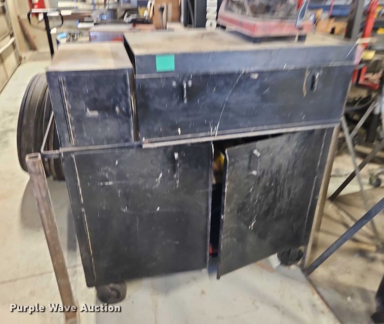 image for item EB8461 Tools