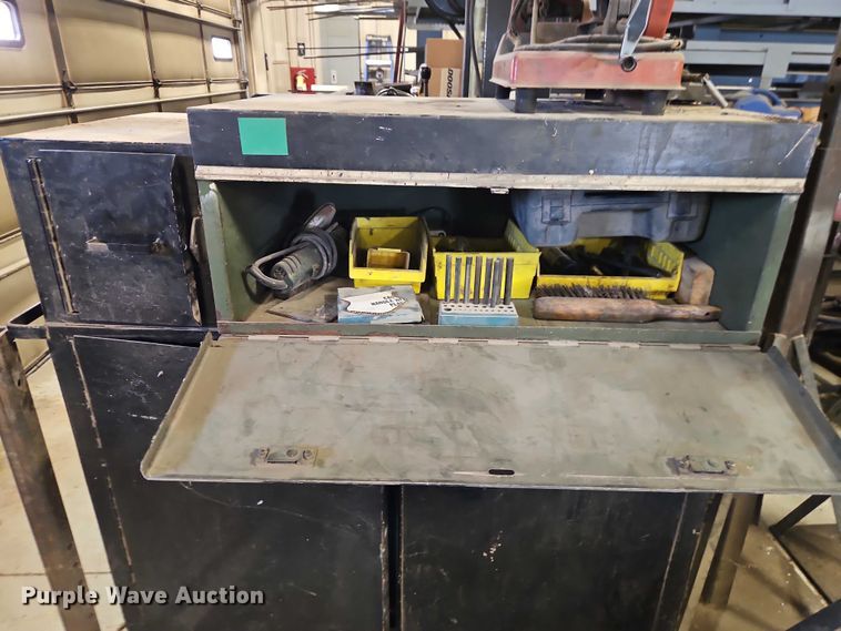 image for item EB8461 Tools