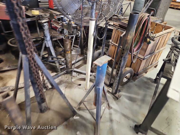 image for item EB8461 Tools