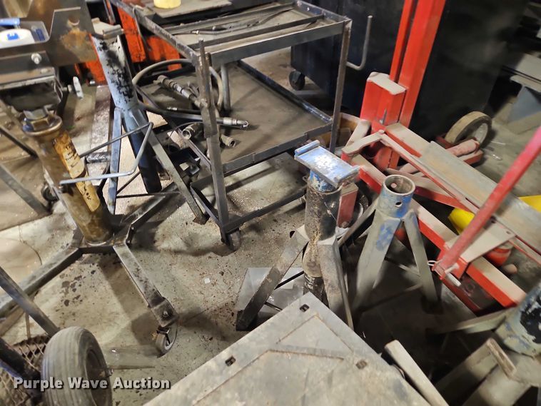 image for item EB8461 Tools