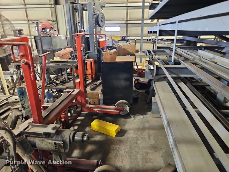 image for item EB8461 Tools