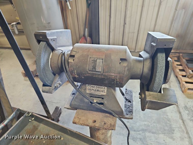 image for item EB8461 Tools