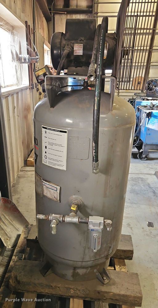 image for item EB8462 (3) air compressors