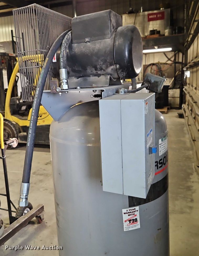 image for item EB8462 (3) air compressors