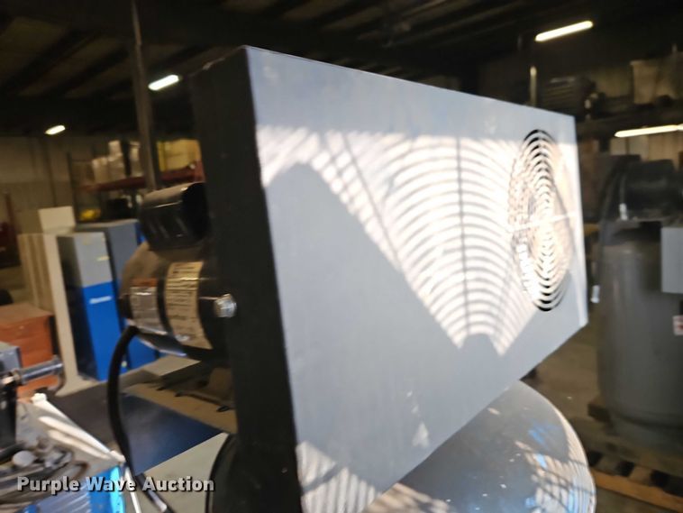 image for item EB8462 (3) air compressors