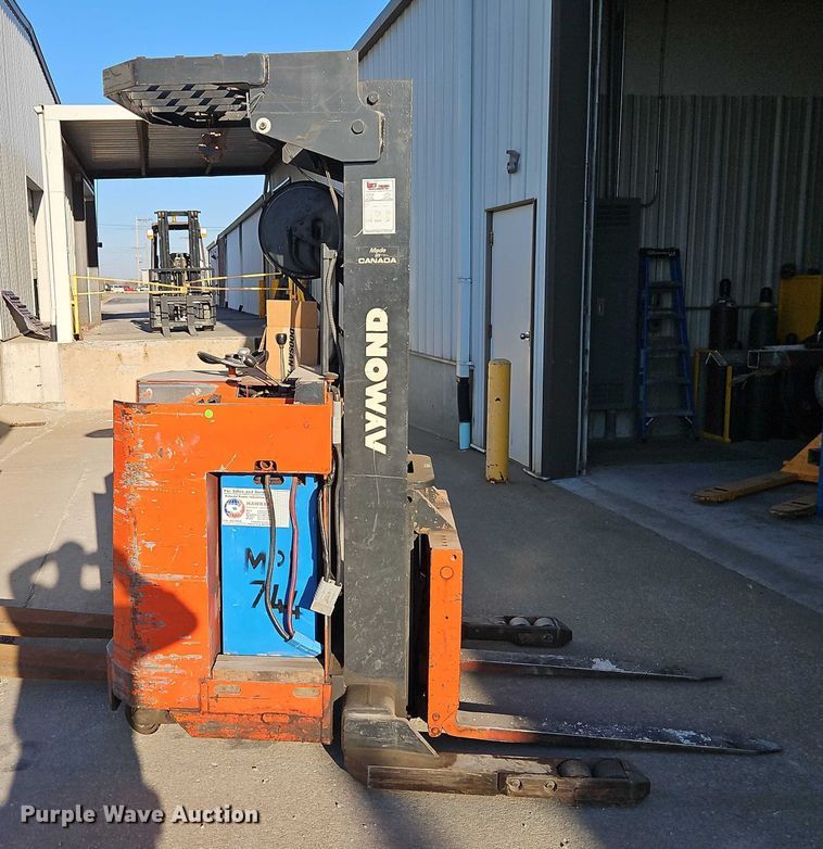 image for item EB8463 Raymond 20R40TT forklift