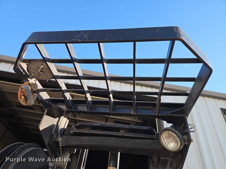 image for item EB8463 Raymond 20R40TT forklift