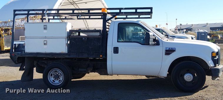 image for item EC1294 2008 Ford F250 Super Duty flatbed pickup truck
