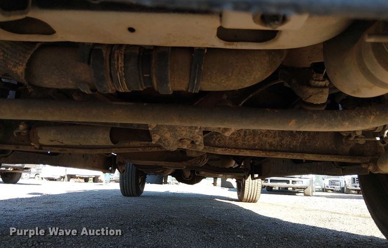 image for item EC1294 2008 Ford F250 Super Duty flatbed pickup truck