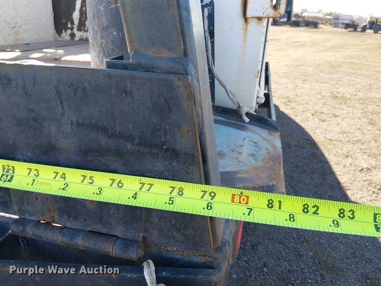 image for item EC1294 2008 Ford F250 Super Duty flatbed pickup truck