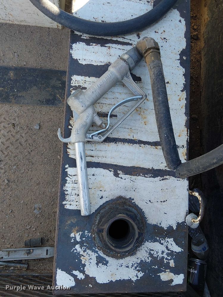 image for item EC1294 2008 Ford F250 Super Duty flatbed pickup truck