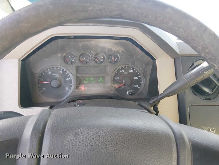 image for item EC1294 2008 Ford F250 Super Duty flatbed pickup truck