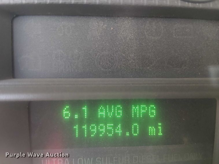 image for item EC1294 2008 Ford F250 Super Duty flatbed pickup truck