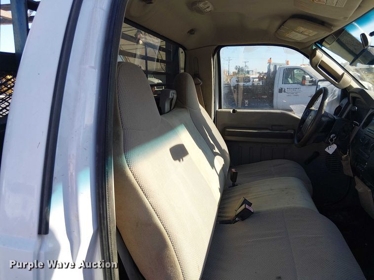 image for item EC1294 2008 Ford F250 Super Duty flatbed pickup truck