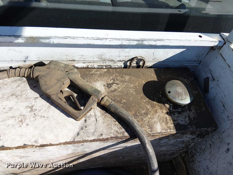 image for item EC1303 2017 Ford F250 Super Duty Crew Cab utility bed pickup truck