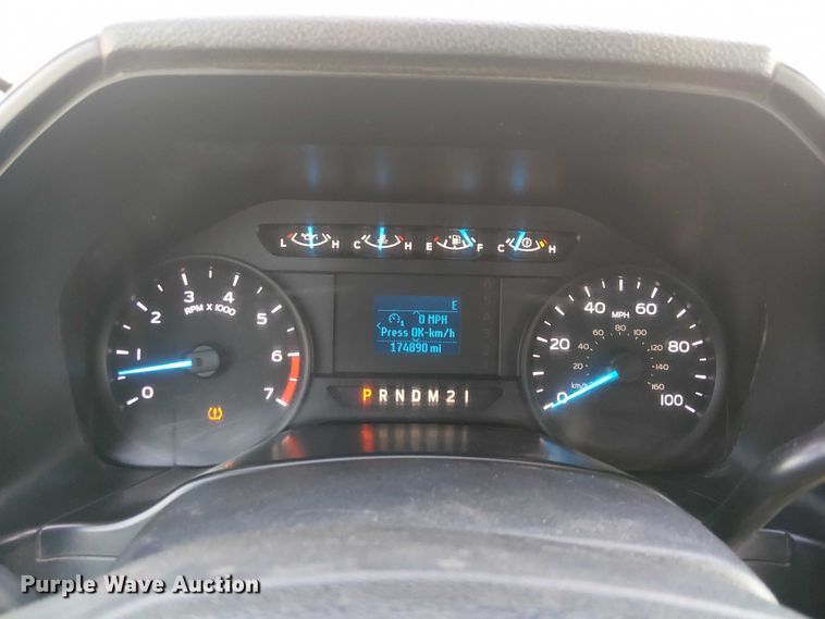 image for item EC1303 2017 Ford F250 Super Duty Crew Cab utility bed pickup truck