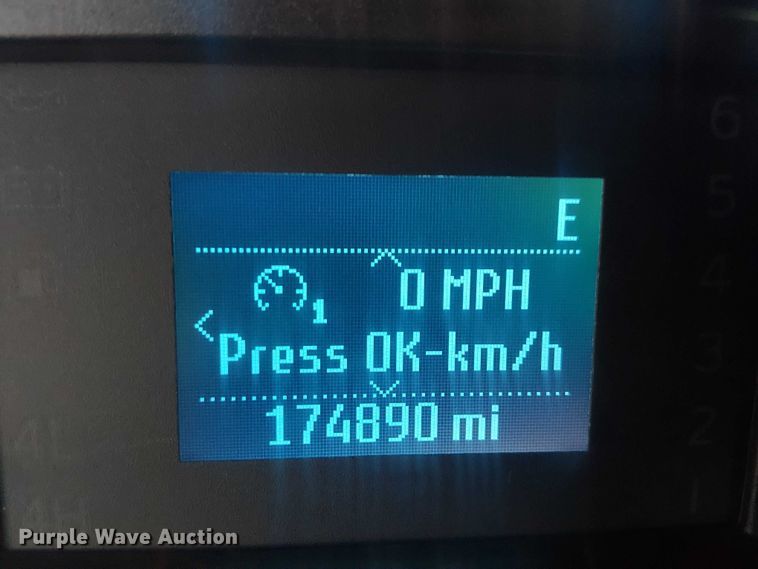 image for item EC1303 2017 Ford F250 Super Duty Crew Cab utility bed pickup truck