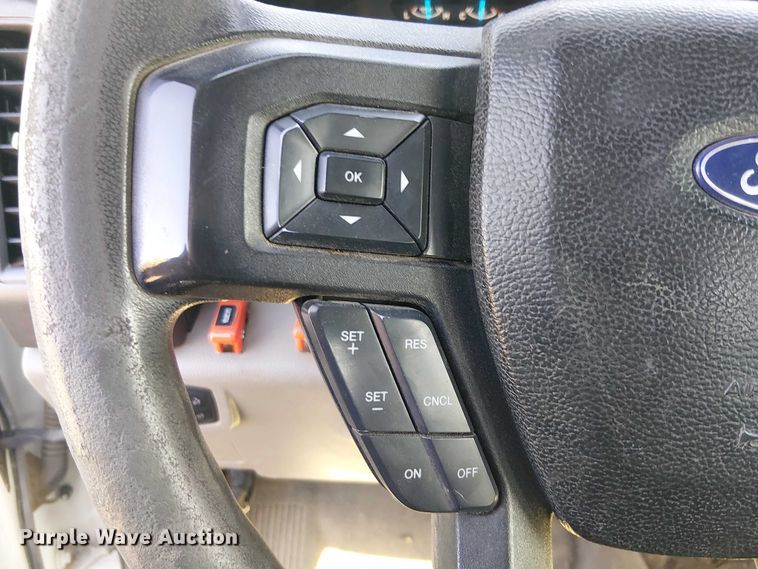 image for item EC1303 2017 Ford F250 Super Duty Crew Cab utility bed pickup truck