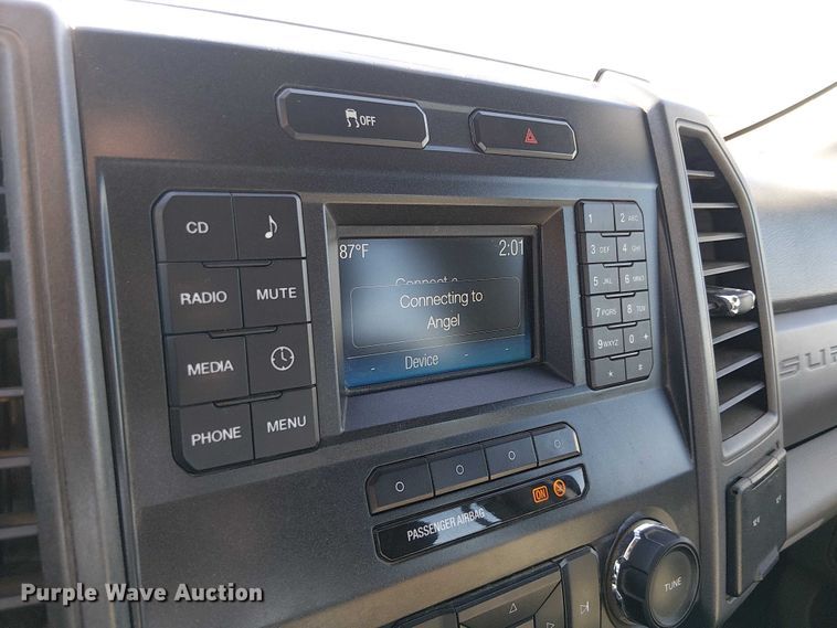 image for item EC1303 2017 Ford F250 Super Duty Crew Cab utility bed pickup truck