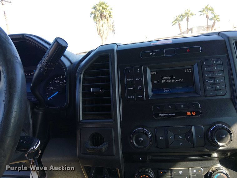 image for item EC1303 2017 Ford F250 Super Duty Crew Cab utility bed pickup truck