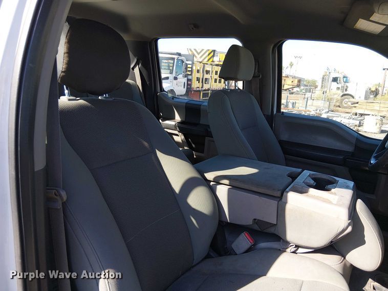 image for item EC1303 2017 Ford F250 Super Duty Crew Cab utility bed pickup truck