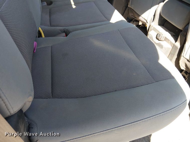 image for item EC1303 2017 Ford F250 Super Duty Crew Cab utility bed pickup truck