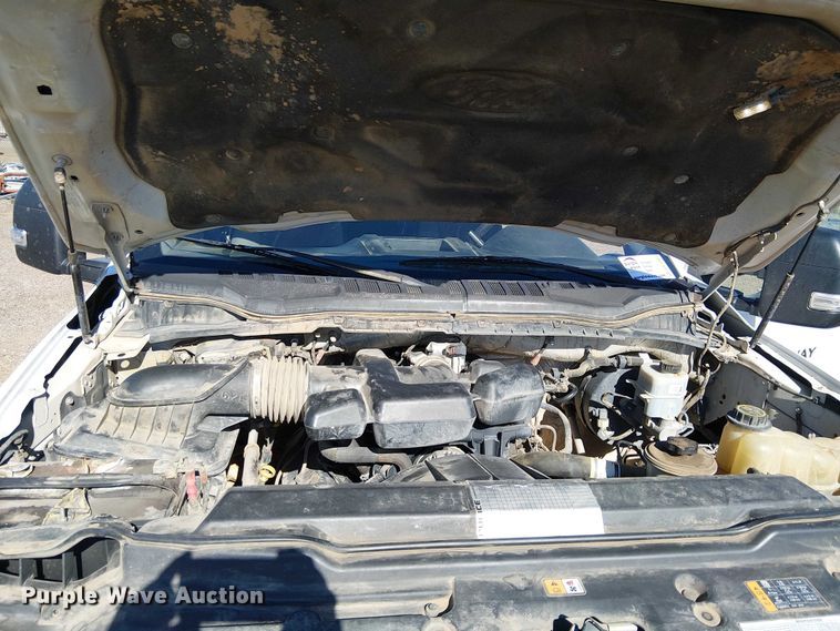 image for item EC1303 2017 Ford F250 Super Duty Crew Cab utility bed pickup truck