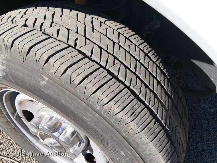 image for item EC1303 2017 Ford F250 Super Duty Crew Cab utility bed pickup truck