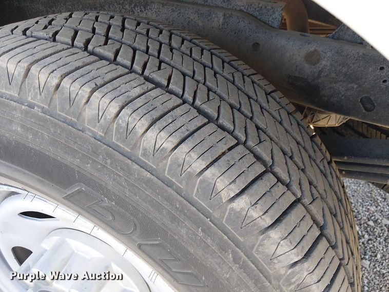 image for item EC1303 2017 Ford F250 Super Duty Crew Cab utility bed pickup truck