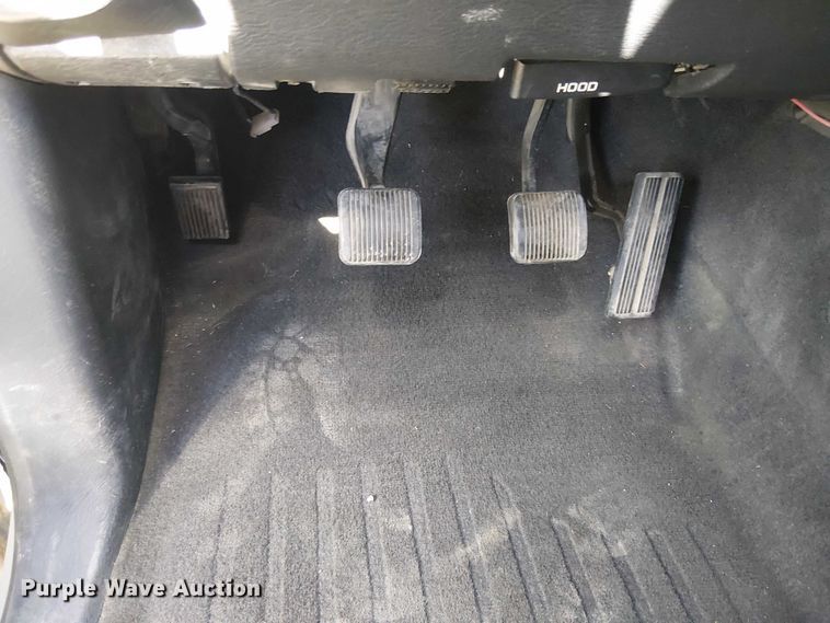 image for item EC1314 2003 Dodge Ram 2500 Quad Cab pickup truck