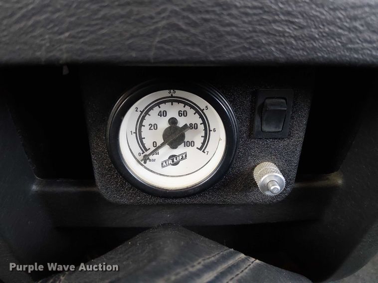 image for item EC1314 2003 Dodge Ram 2500 Quad Cab pickup truck