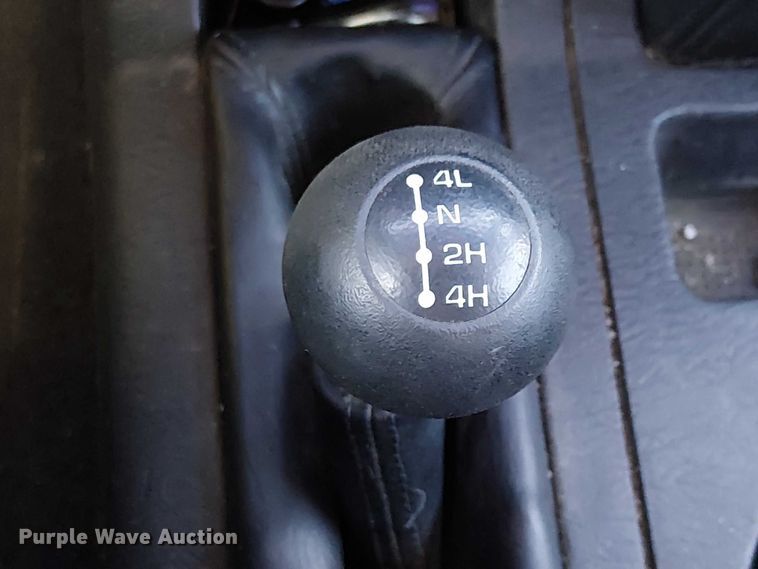 image for item EC1314 2003 Dodge Ram 2500 Quad Cab pickup truck