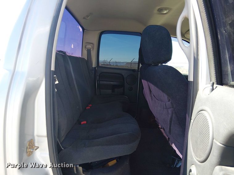 image for item EC1314 2003 Dodge Ram 2500 Quad Cab pickup truck