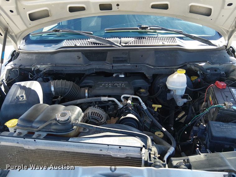 image for item EC1314 2003 Dodge Ram 2500 Quad Cab pickup truck