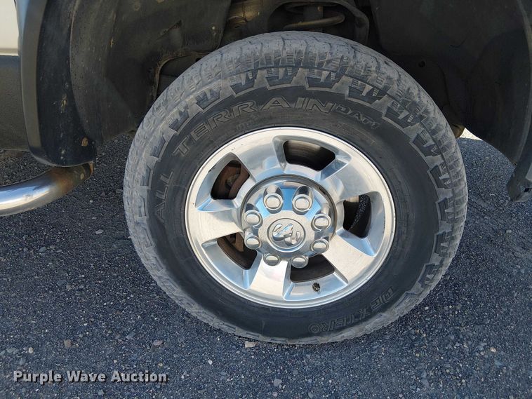 image for item EC1314 2003 Dodge Ram 2500 Quad Cab pickup truck