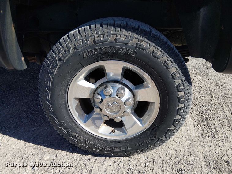 image for item EC1314 2003 Dodge Ram 2500 Quad Cab pickup truck