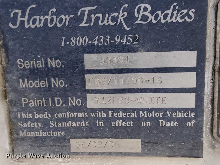 image for item EC1317 2006 Chevrolet Silverado 3500 flatbed pickup truck