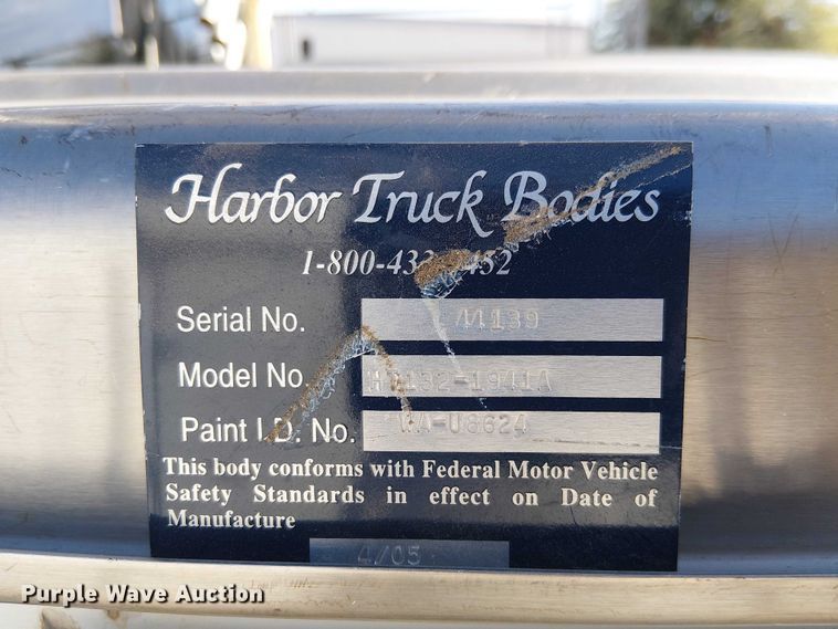 image for item EC1326 2005 Chevrolet Silverado 3500 utility bed pickup truck