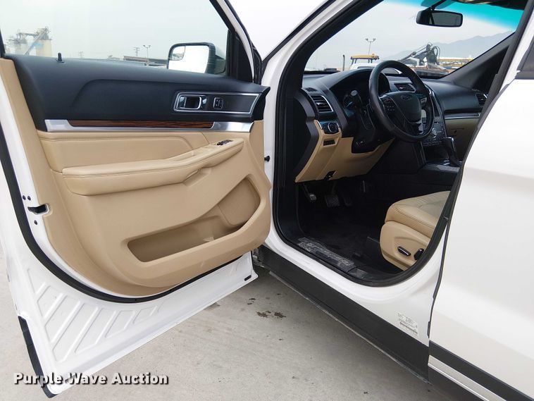 image for item EC1328 2016 Ford Explorer Limited SUV