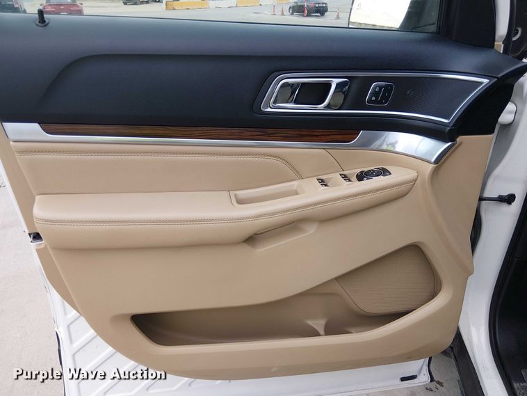 image for item EC1328 2016 Ford Explorer Limited SUV