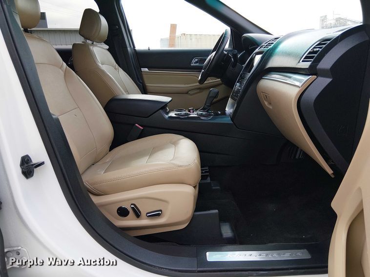 image for item EC1328 2016 Ford Explorer Limited SUV