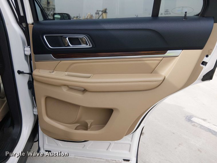 image for item EC1328 2016 Ford Explorer Limited SUV