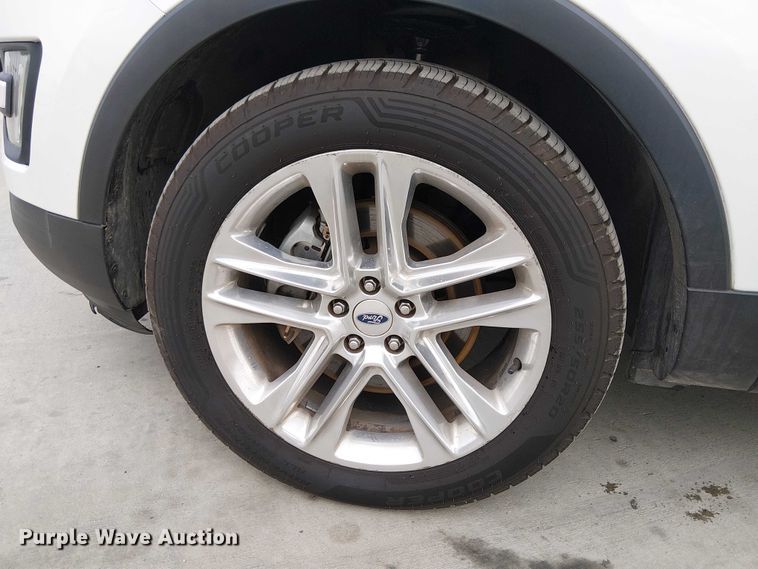 image for item EC1328 2016 Ford Explorer Limited SUV