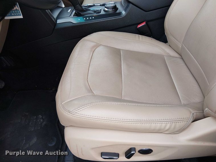 image for item EC1329 2016 Ford Explorer Limited SUV