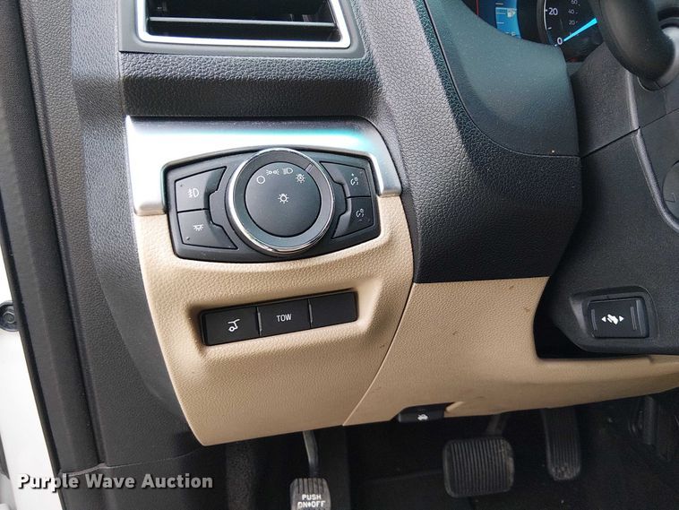 image for item EC1329 2016 Ford Explorer Limited SUV