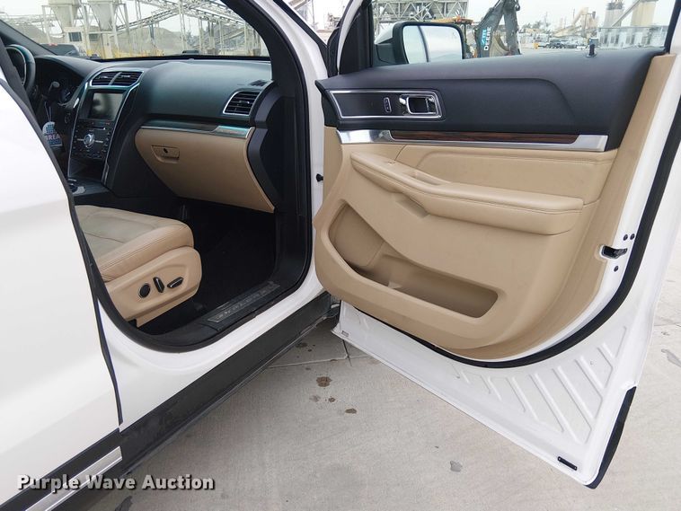 image for item EC1329 2016 Ford Explorer Limited SUV