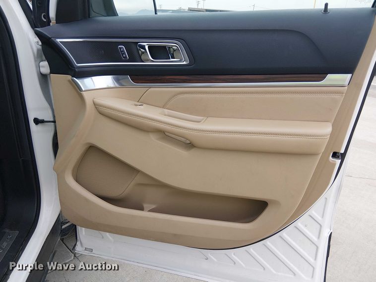 image for item EC1329 2016 Ford Explorer Limited SUV